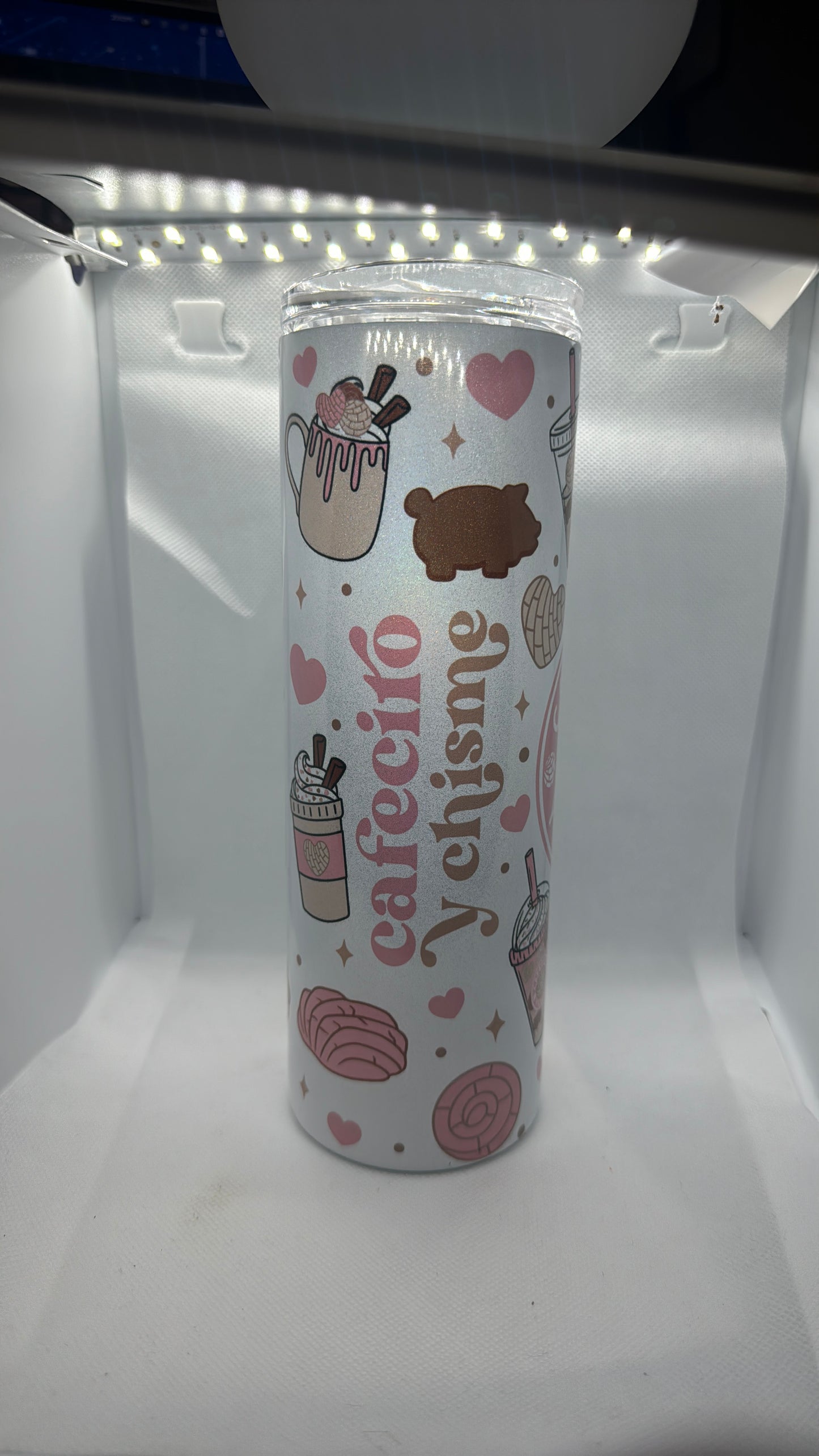 20oz Skinny Holographic Tumbler - "Cafecito Y Chisme" Rainbow Effect